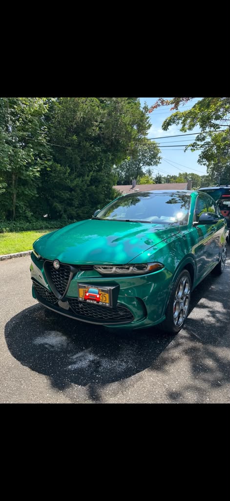 Emerald green Alfa Romeo Tonale after exterior detail